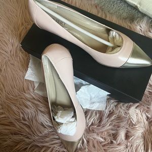 Ellen Tracy wedge heels powder pink size 9.5M
